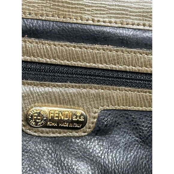Fendi Women's Olive Green Bag Medium Gold Hardware - Picture 10 of 15